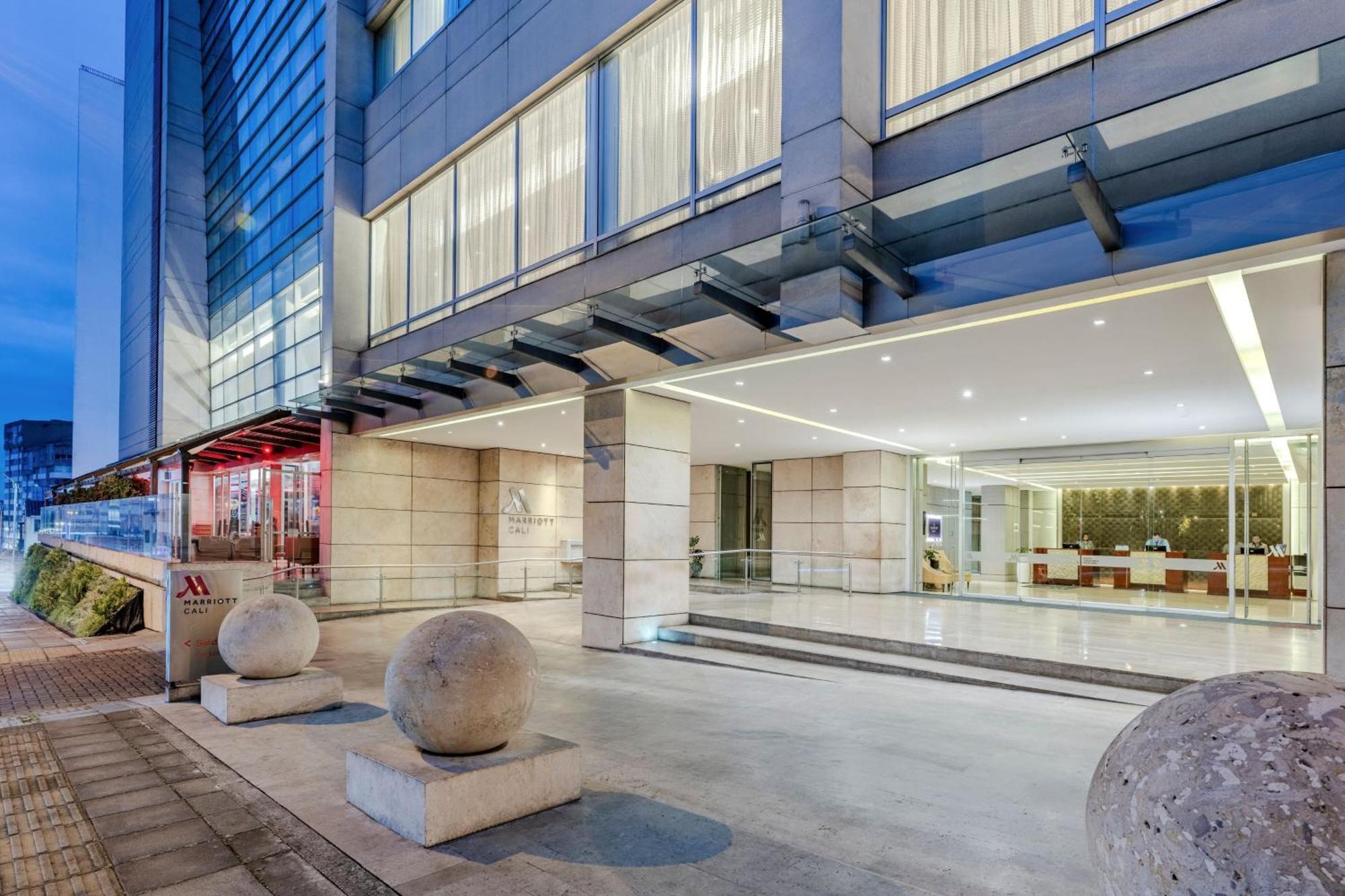 Cali Marriott Hotel Exterior photo